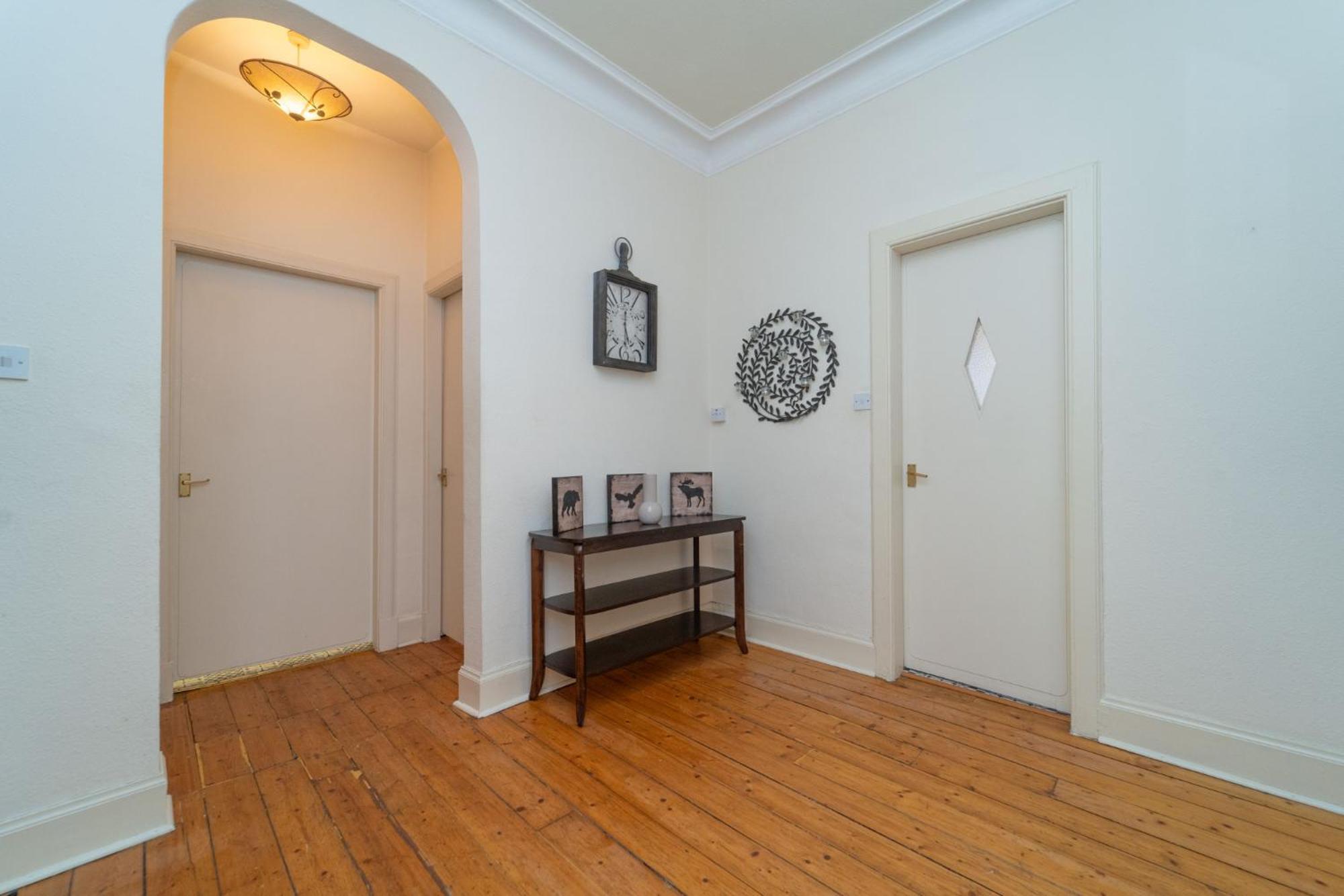 Large City Corner Apartment Единбург Екстер'єр фото